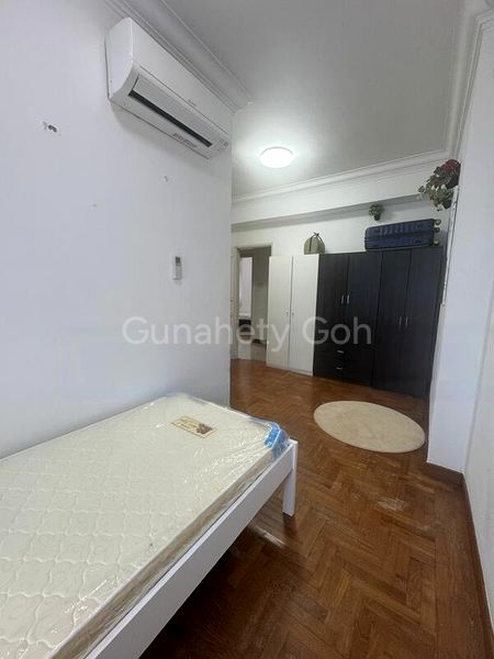 Room (Condo) for Rent in  La Crystal - Image 4